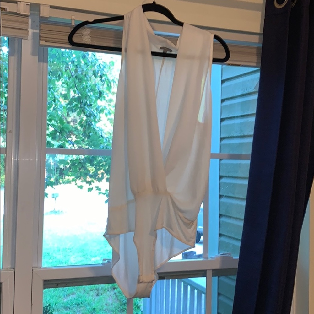 Low cut white body suit